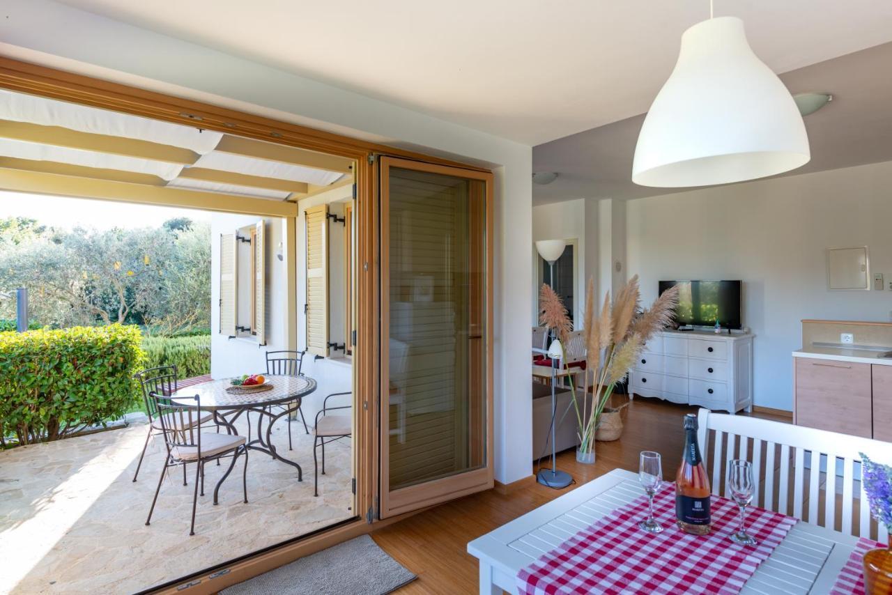 Casa Bamboo Apartment Banjole Bagian luar foto