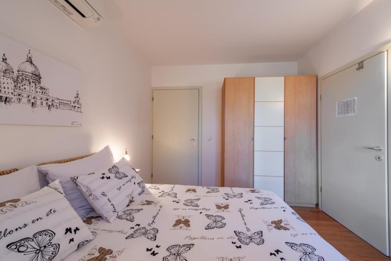 Casa Bamboo Apartment Banjole Bagian luar foto