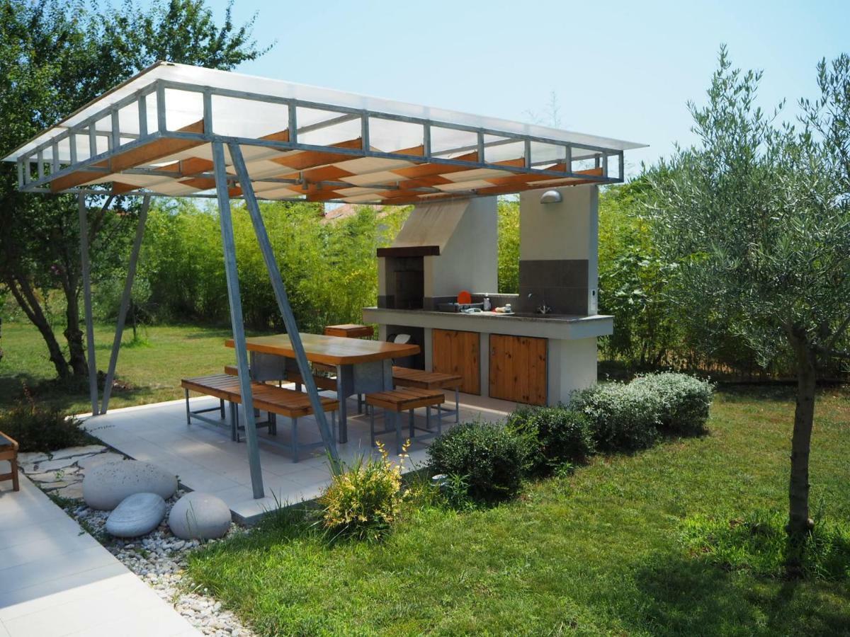 Casa Bamboo Apartment Banjole Bagian luar foto